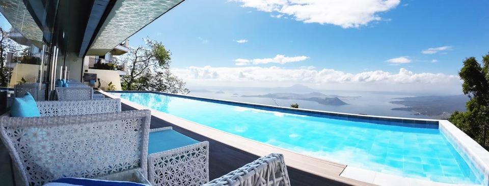 The Lake Hotel Tagaytay Tagaytay City Εξωτερικό φωτογραφία