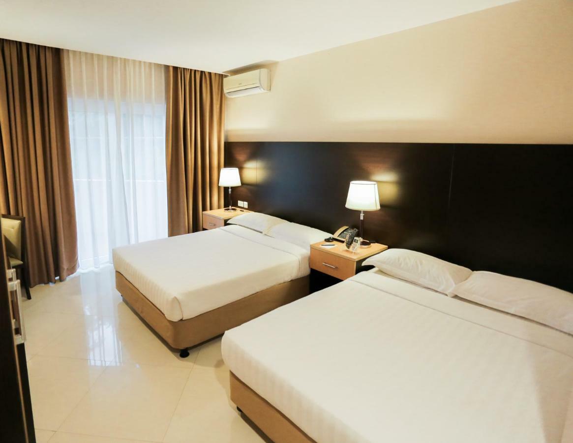 The Lake Hotel Tagaytay Tagaytay City Εξωτερικό φωτογραφία