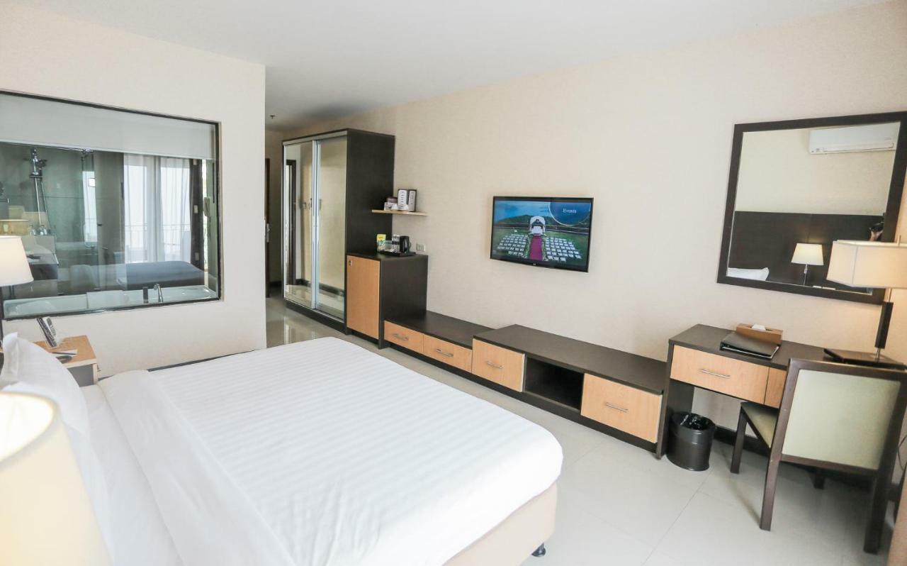 The Lake Hotel Tagaytay Tagaytay City Εξωτερικό φωτογραφία