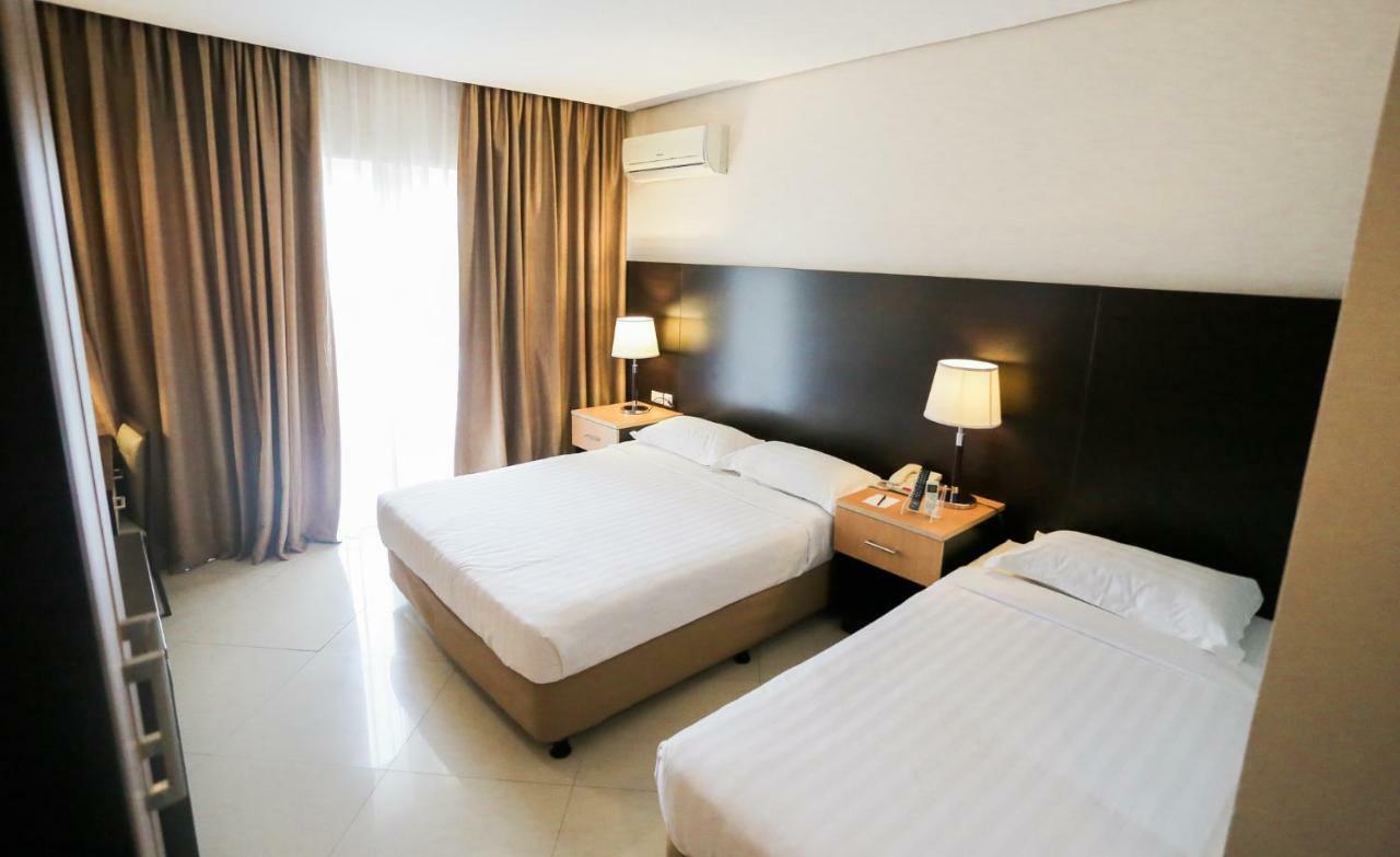 The Lake Hotel Tagaytay Tagaytay City Εξωτερικό φωτογραφία