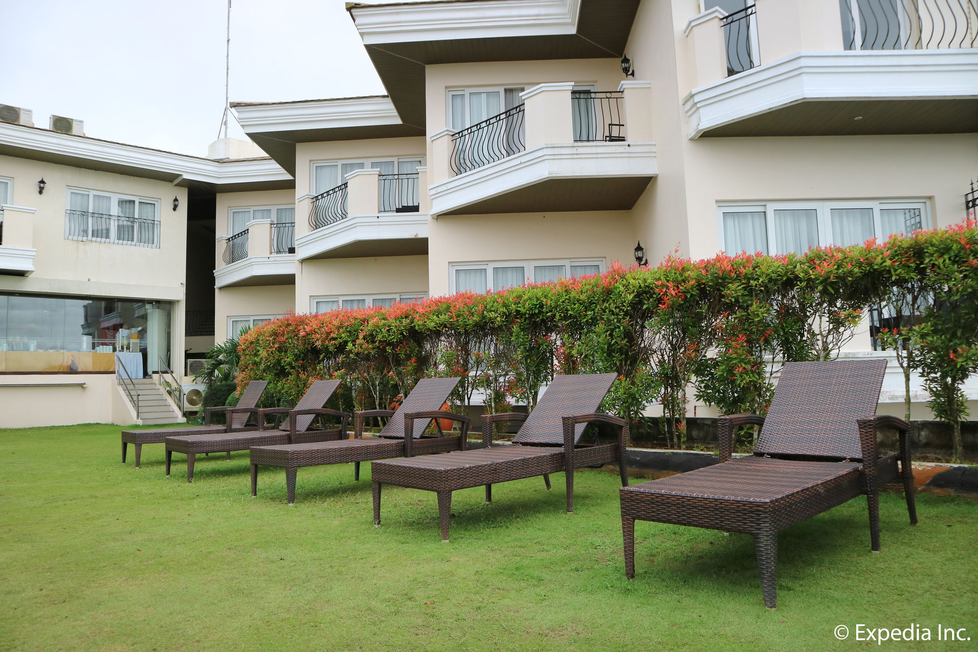 The Lake Hotel Tagaytay Tagaytay City Εξωτερικό φωτογραφία